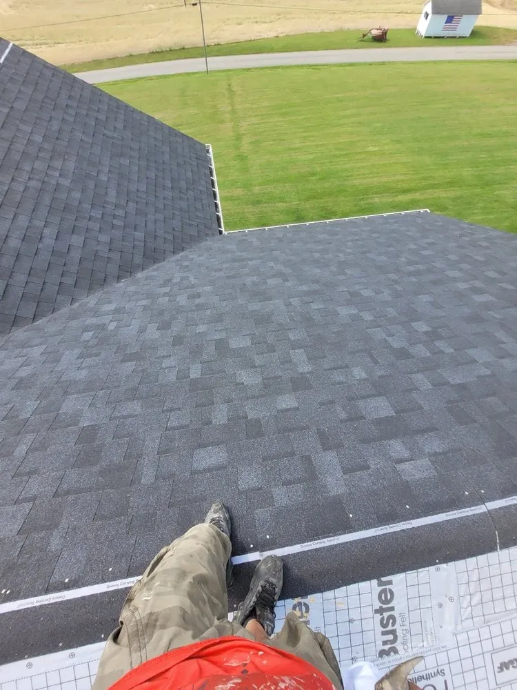 Slide of B.R. Vance Roofing & Siding