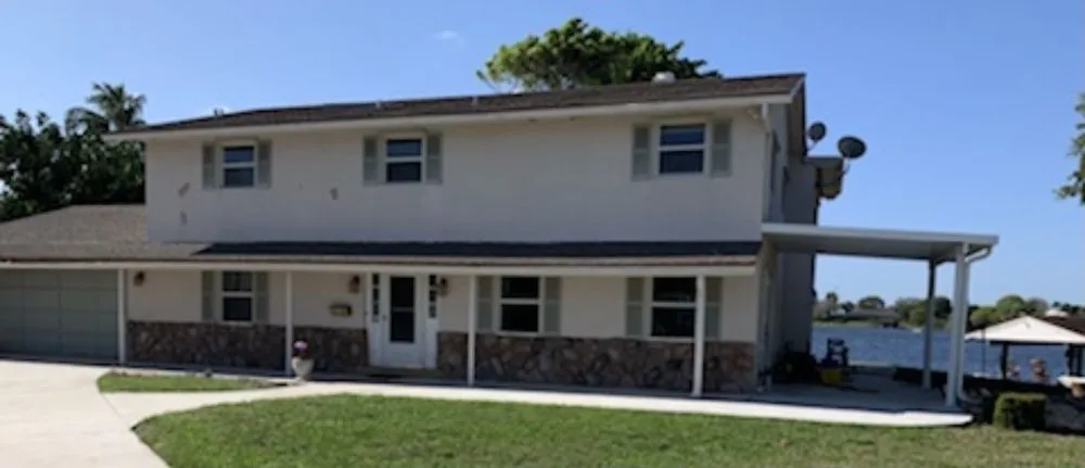 Slide of Brad's Roofing