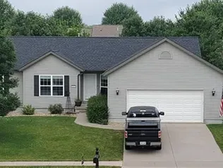 Local roof leak repair in Farmersburg, IA - Brainard Roofing Company