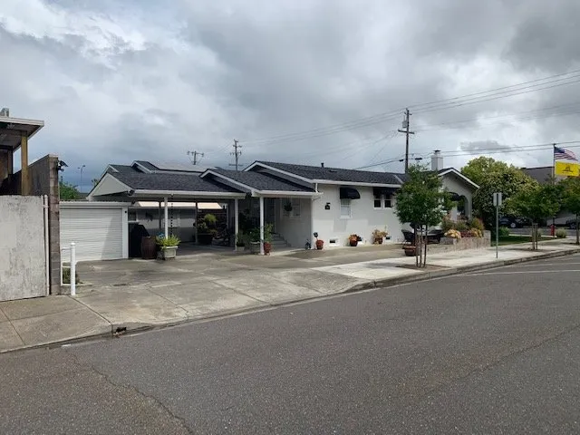 Slide of Brandley Roofing
