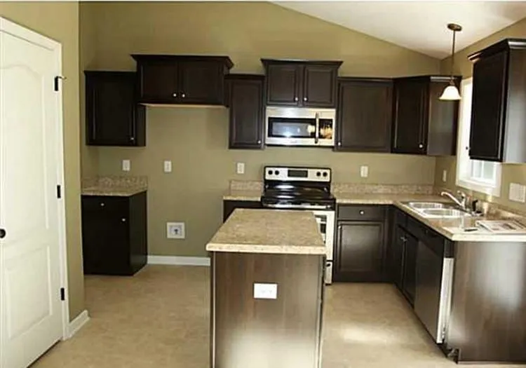 Slide of Braswell Custom Construction