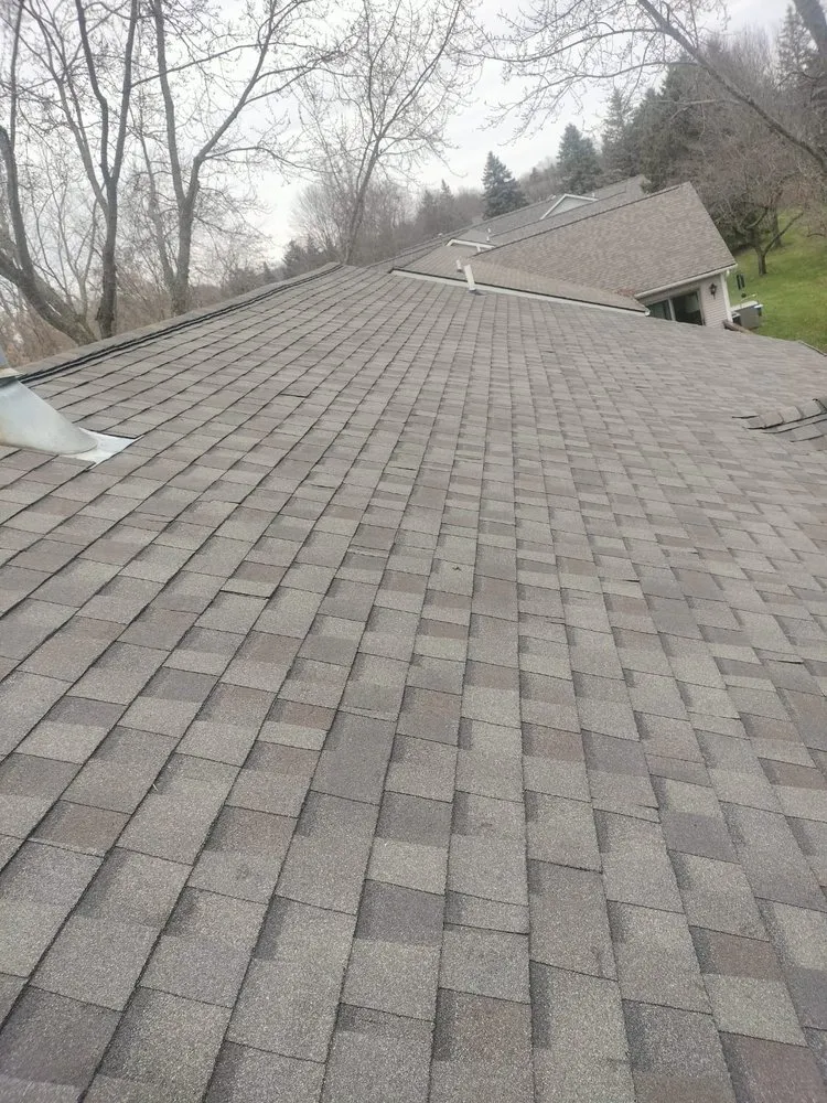 Slide of Bravo Construction