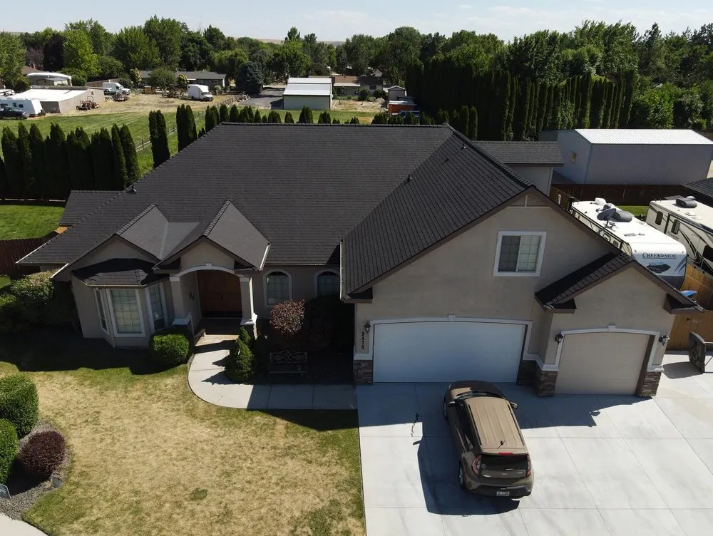 Slide of Bravo Roofing