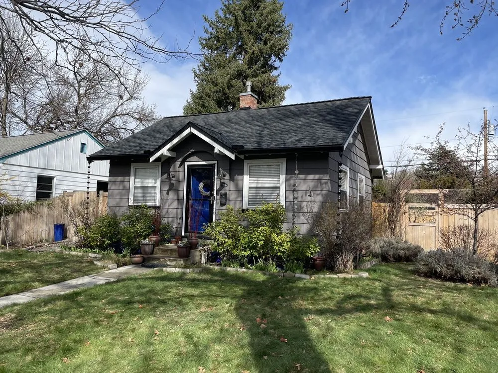 Slide of Bravo Roofing