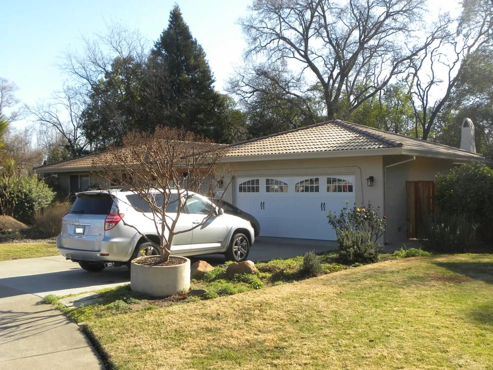 Slide of Brazil Quality Roofing