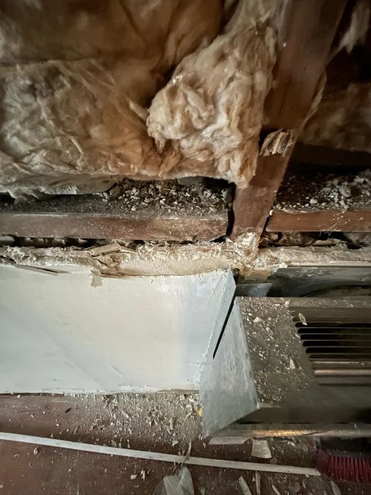 Slide of Brett's Roof Repair And Raingutter Service