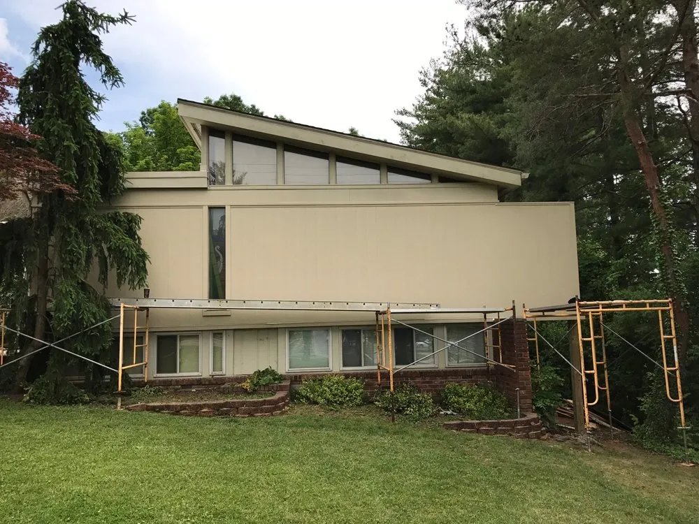 Slide of Brewer Roofing & Construction