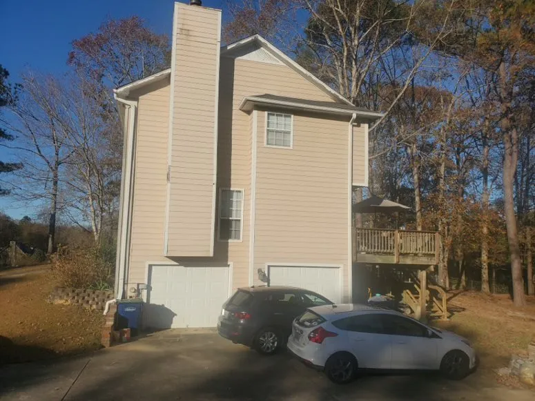 Slide of Brewer Roofing & Construction