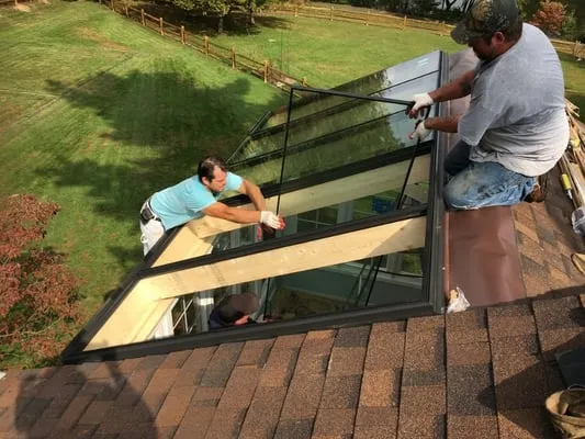 Breyer's Roofing Logo