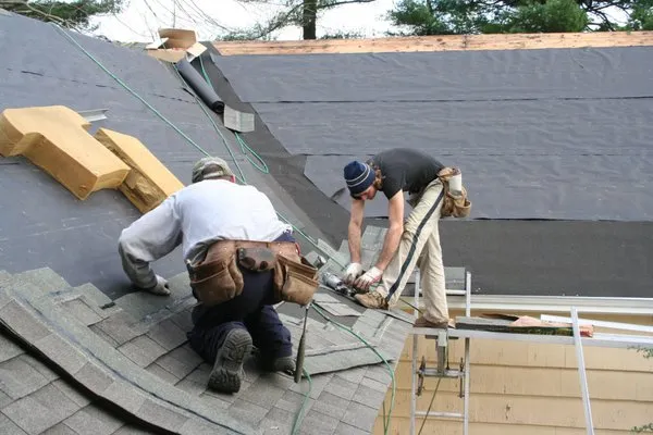 Brian Emmons Roofing Logo