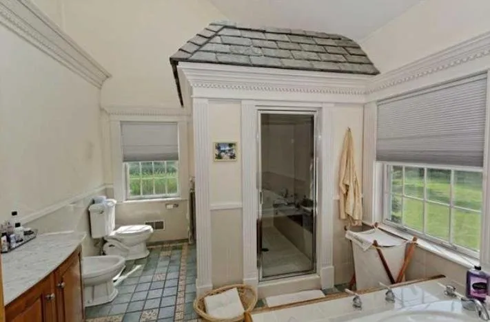 Top-rated residential roofing service for fast service across Selkirk, NY - Brian Grady