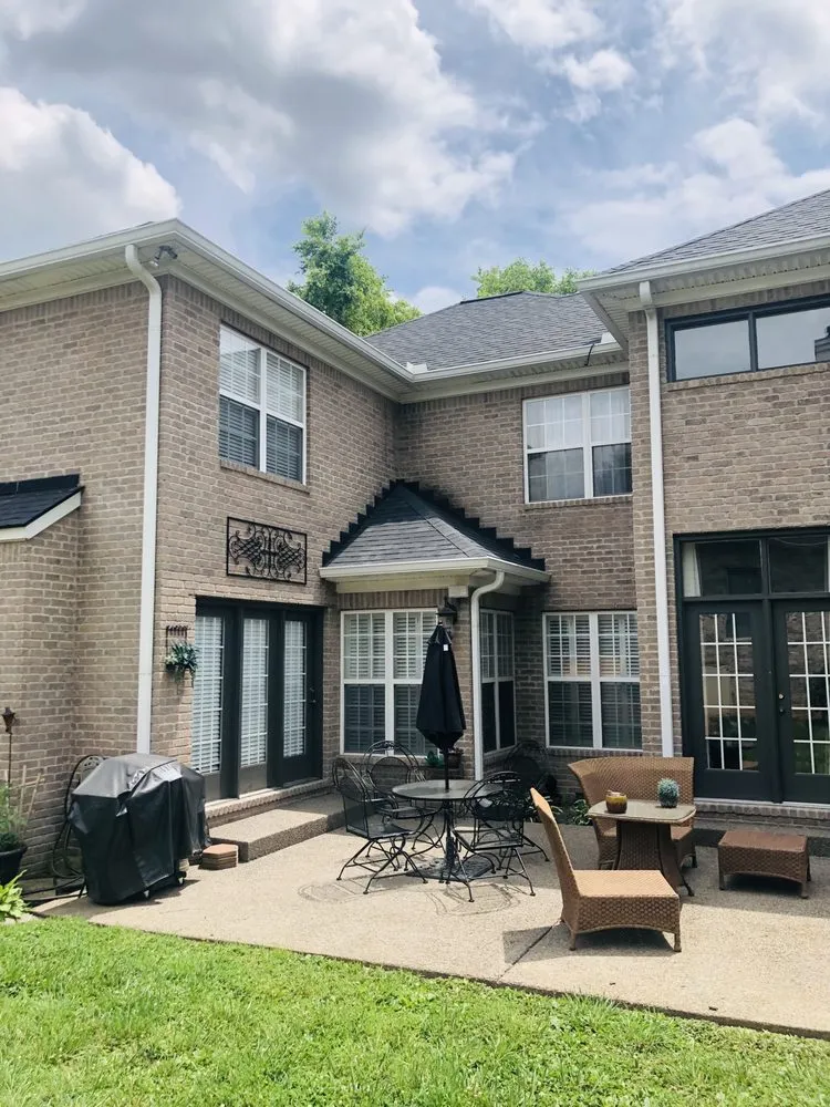 Slide of Briarwood Roofing and Exterior