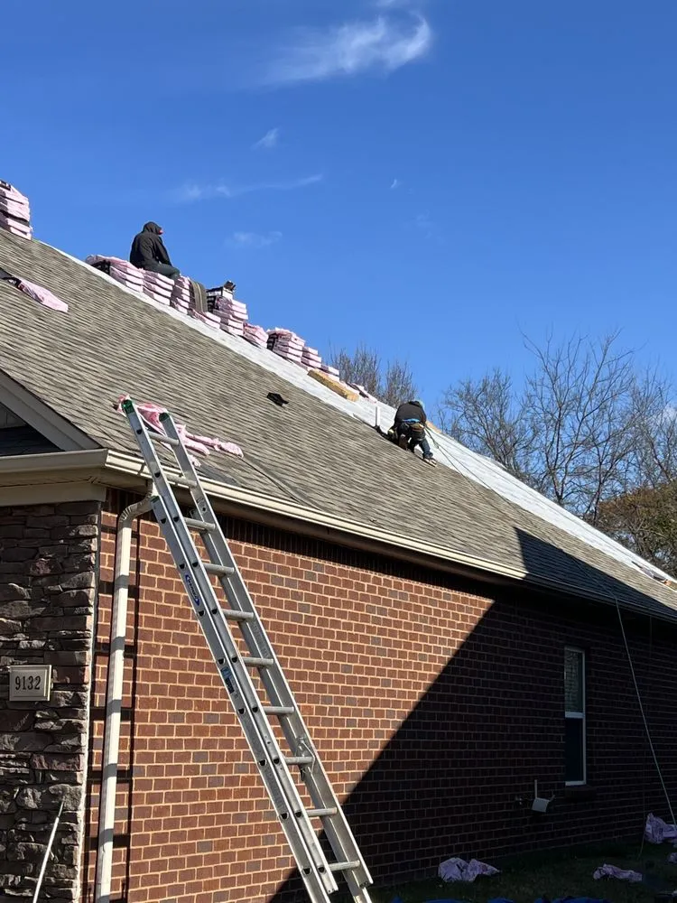 Slide of Briarwood Roofing and Exterior