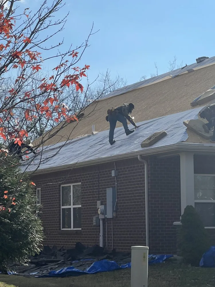 Slide of Briarwood Roofing and Exterior