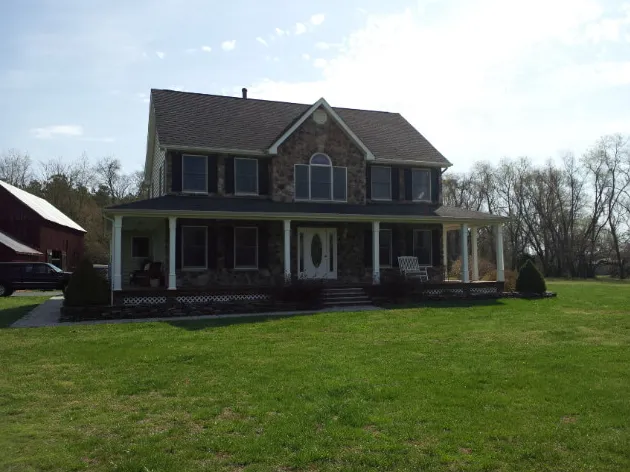 Reliable roof repair experts serving Tracys Landing, MD - Bright Exteriors