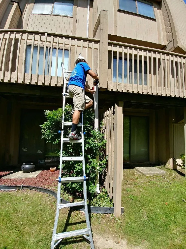 Slide of Brighter Side Services