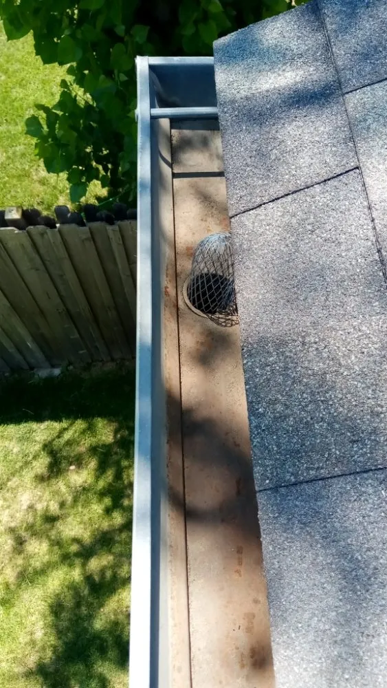 Slide of Brighton Roof & Gutter Maintenance