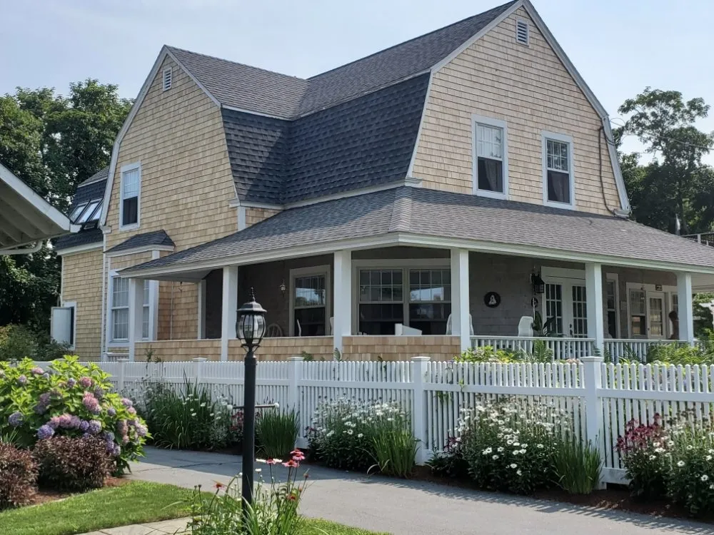 Slide of Brocks Building