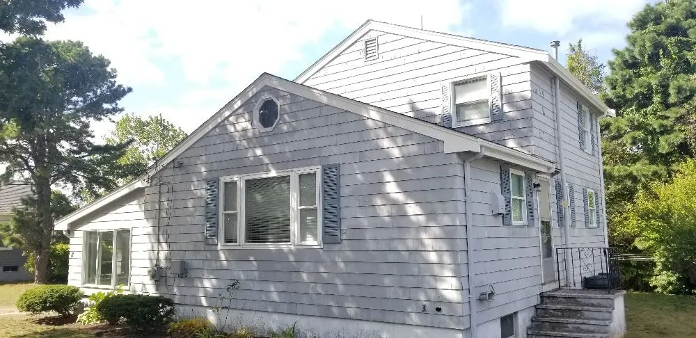 Slide of Brocks Building