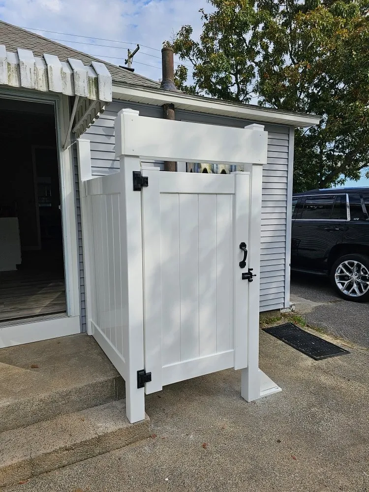 Slide of Brocks Building