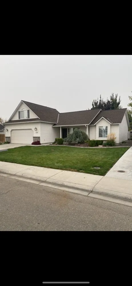 Slide of Bronco Roofing