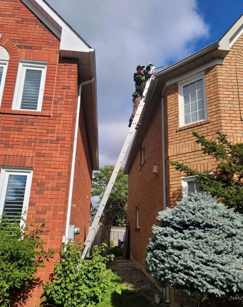 Slide of Brookbury Roof & Gutter Services