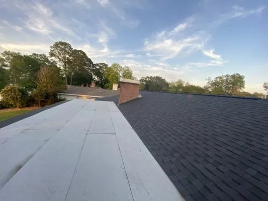 Bríos Roofing & Construction