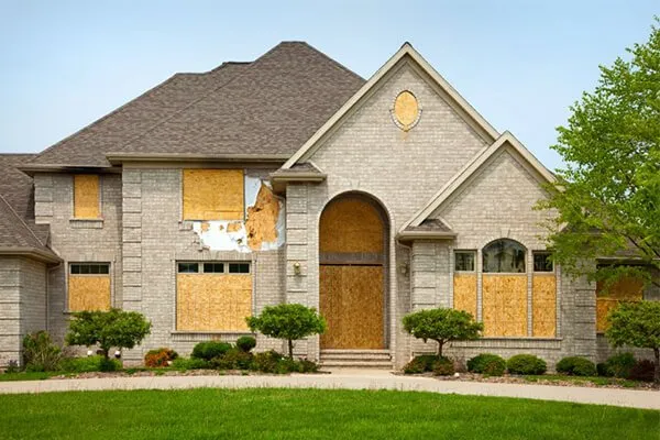 Bros. Roofing & Repairs Logo