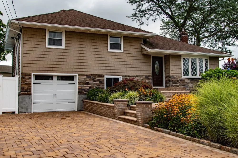 Slide of Brothers Aluminum