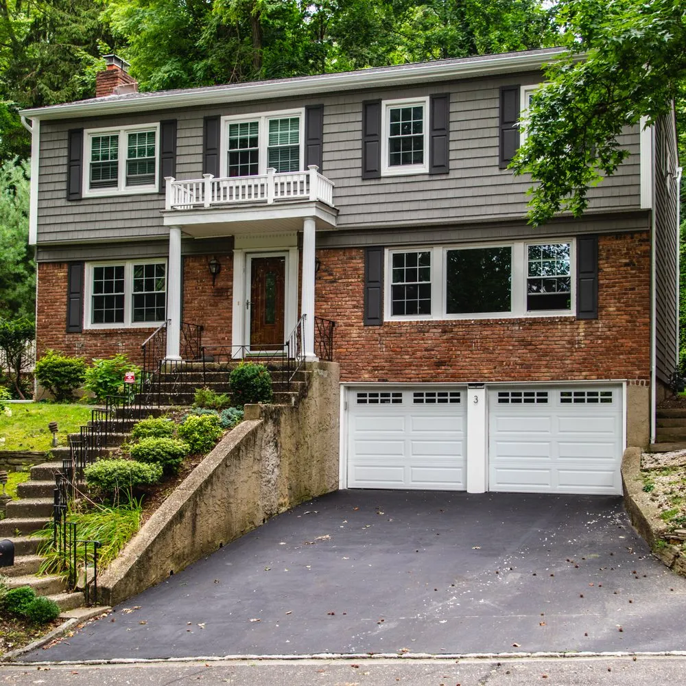 Slide of Brothers Aluminum