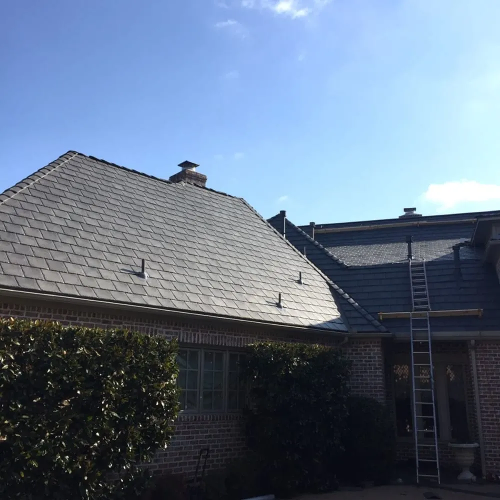 Slide of Brothers Roofing