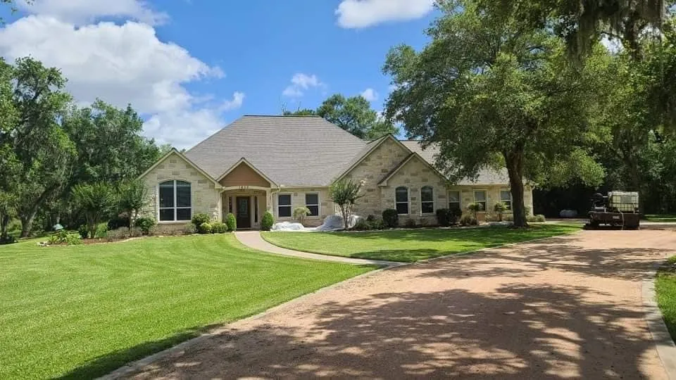 Slide of Browns Family Pressure Washing