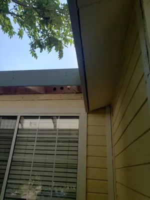 Brubaker's Roofing Logo