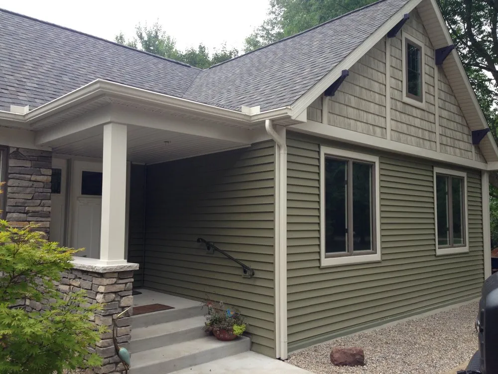 Slide of Brunette Home Improvement