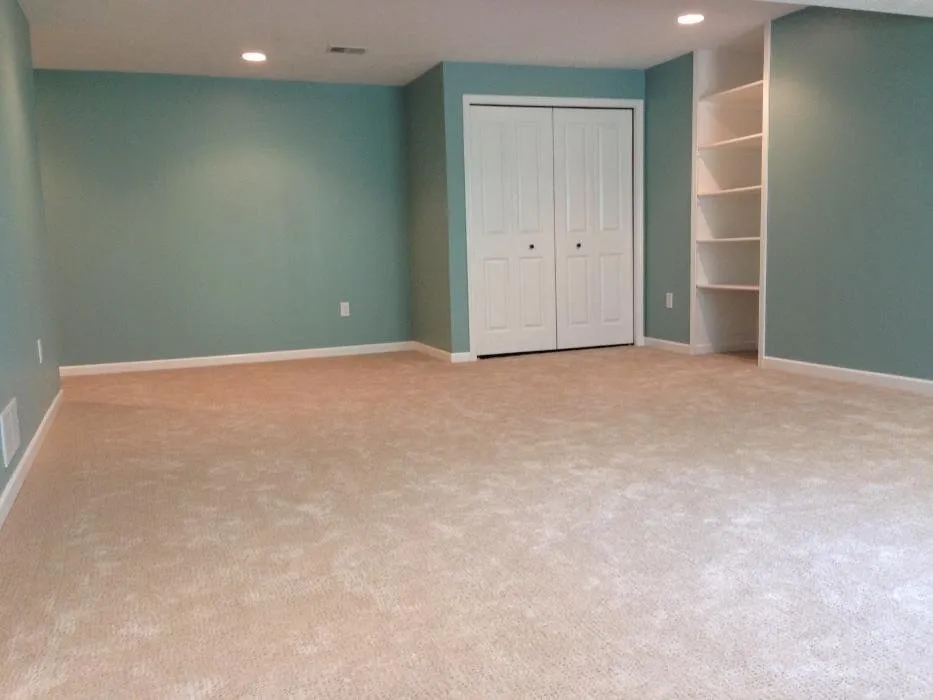 Slide of Brunette Home Improvement