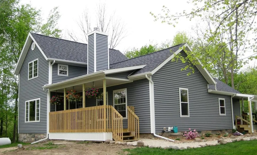 Slide of Brunette Home Improvement