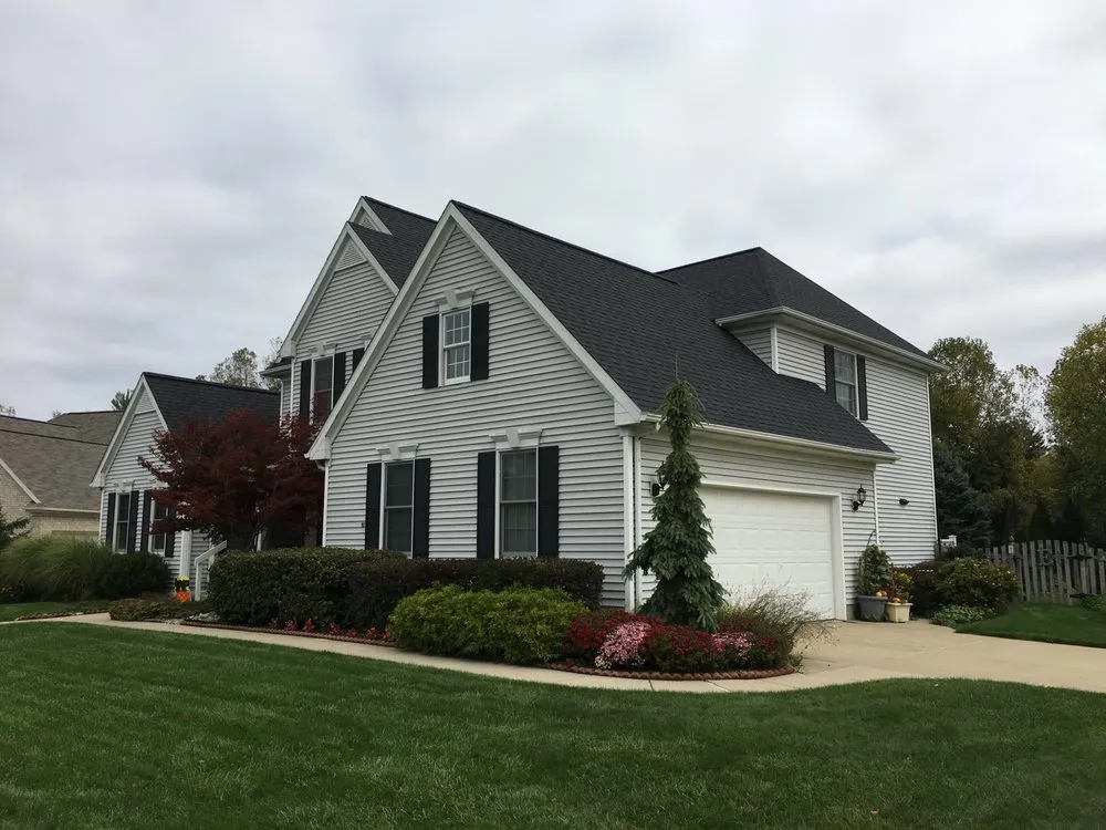 Slide of Brunette Home Improvement