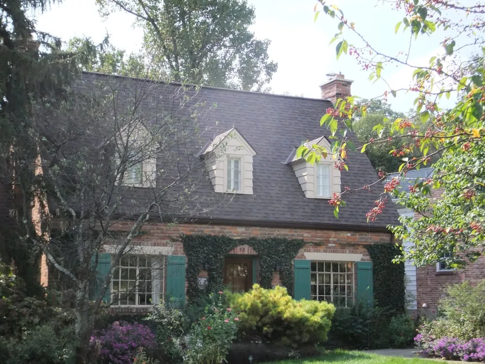 Slide of Brunk Roofing