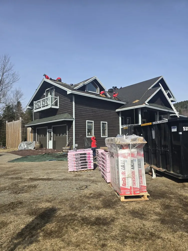 Slide of B&T Roofing