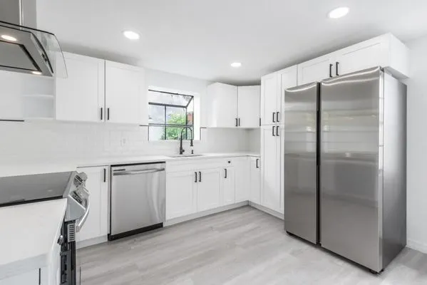 BTNH Construction Logo