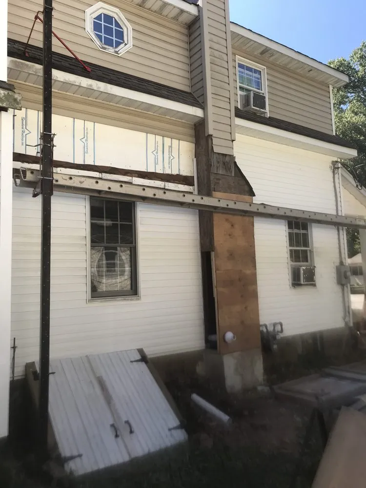 Slide of Bubba The Handyman