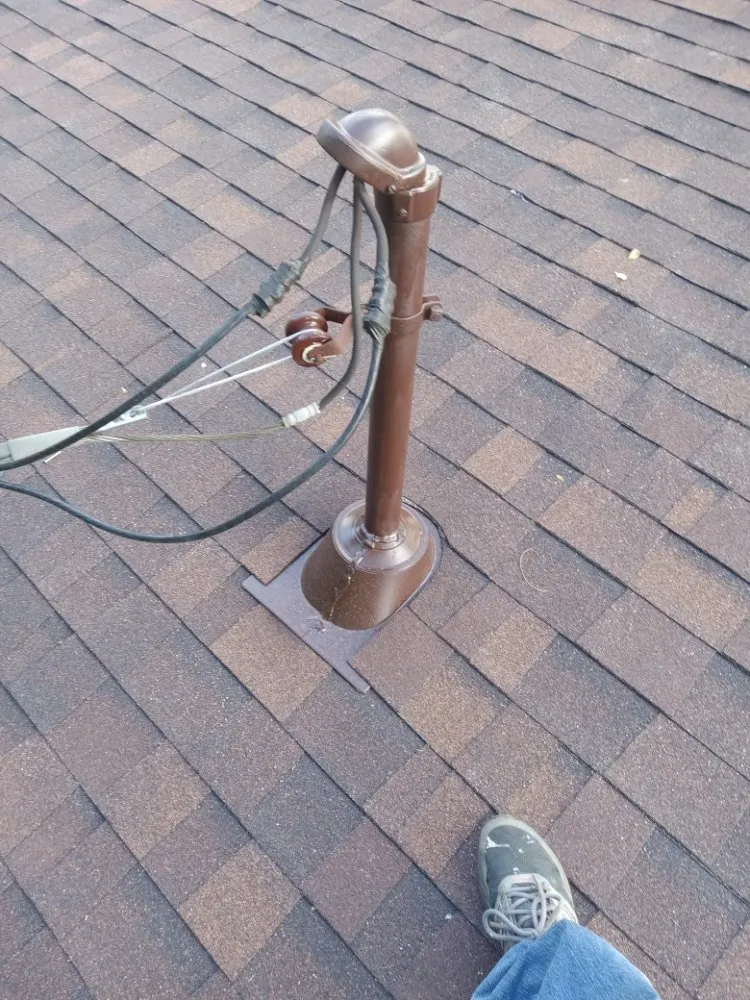 Slide of Bubba's Roofing