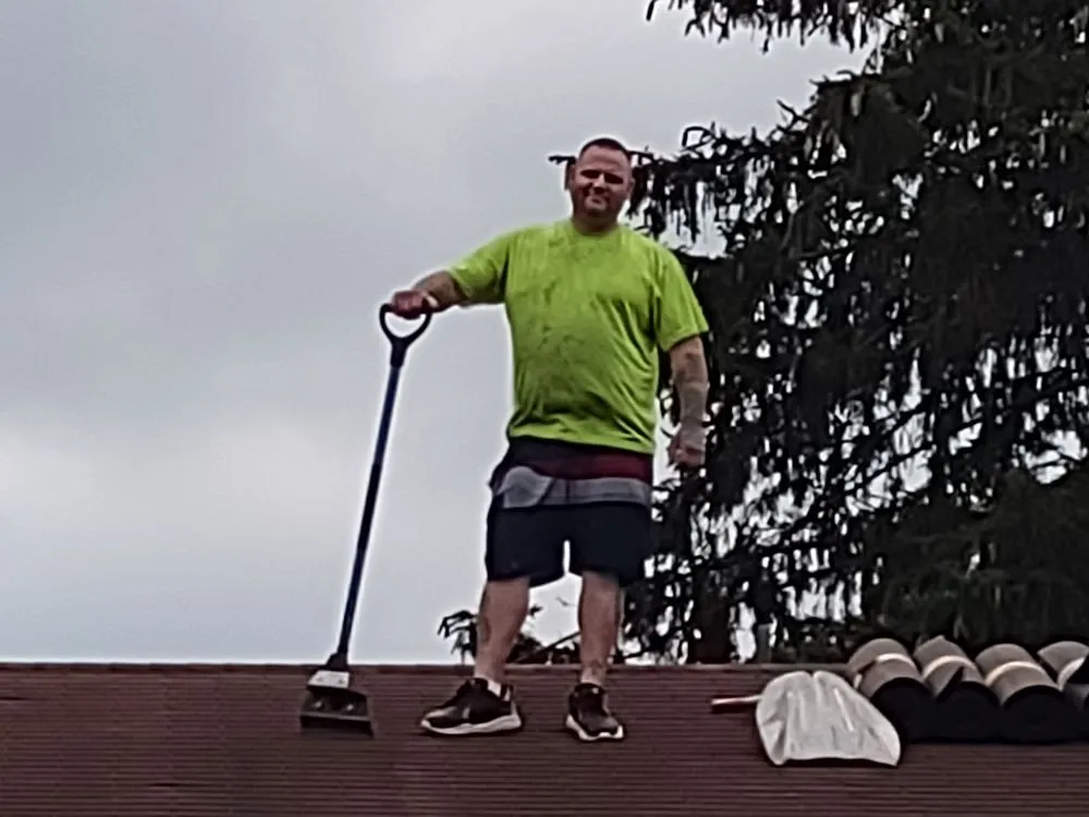 Slide of Bubba's Roofing