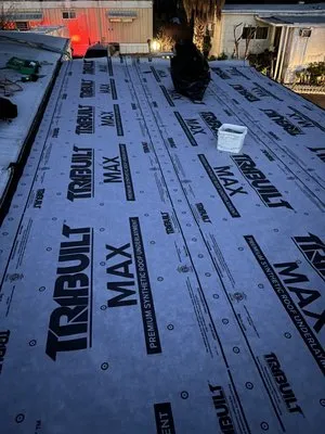 Bucio’s Roofing Logo