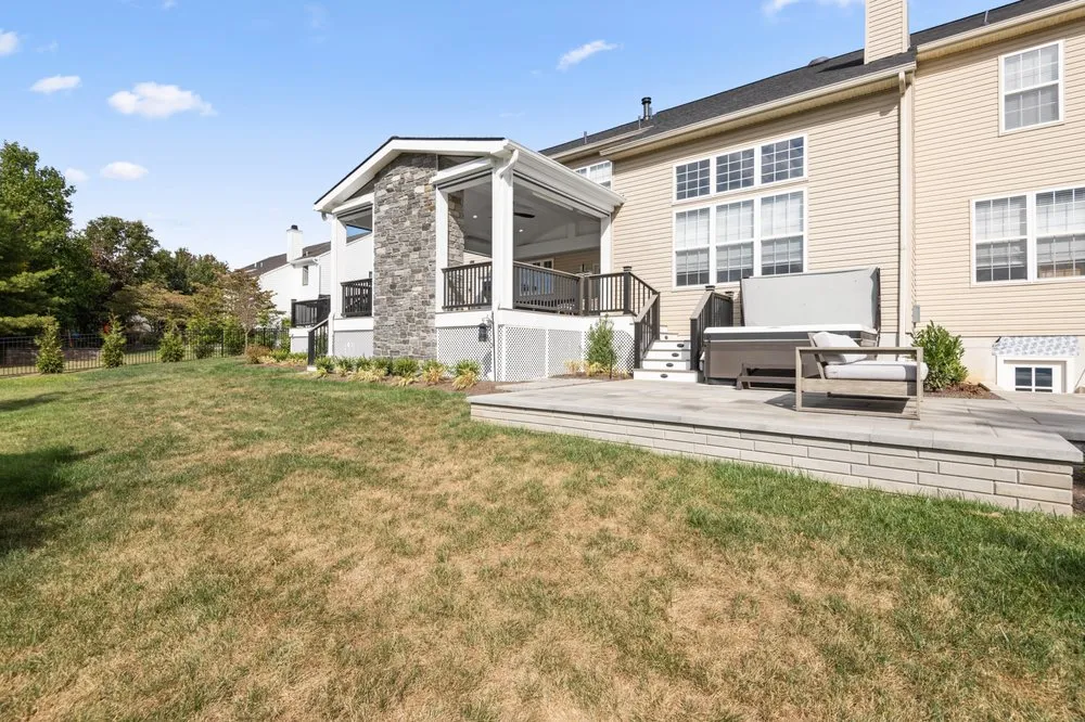 Slide of Buck Roofing and Siding