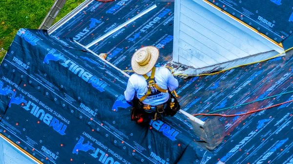 Buckhead Roofing Logo