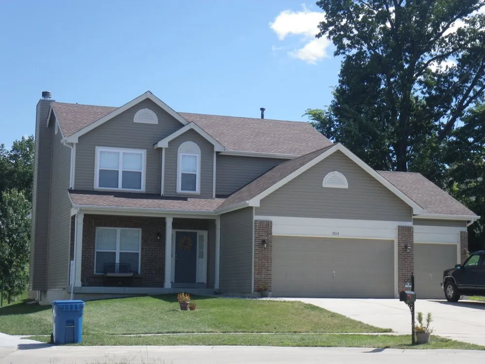 Trusted roof replacement for fast service across St. Louis, MO - Buckingham Exteriors, Roofing & Siding