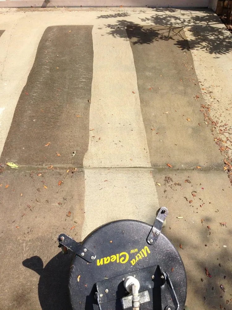 Slide of Buddys Pressure Washing