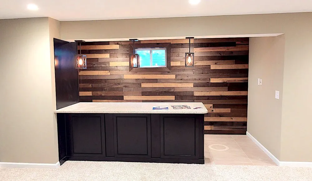 Slide of Build It Brothers