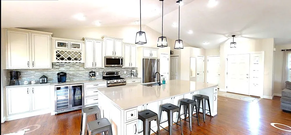 Slide of Build It Brothers